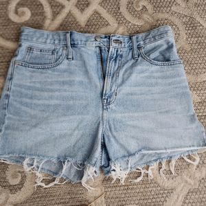 Madewell the perfect jean short  size 31